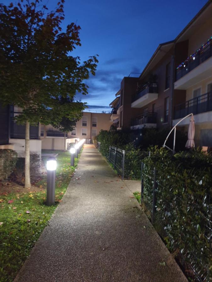 Appartement Studio O Fil De L'O A 12 Kilometres De Disneyland Paris Crecy-la-Chapelle Eksteriør bilde